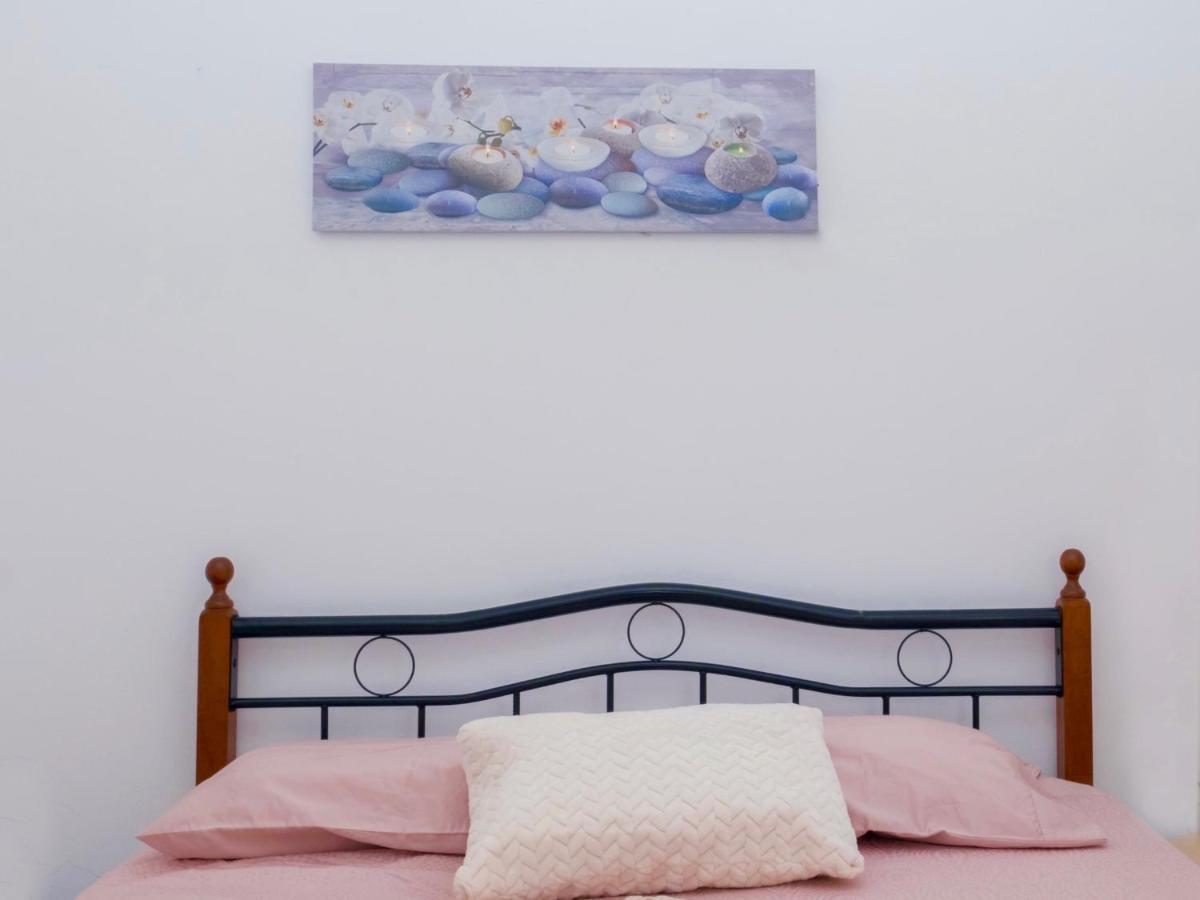 Fam Apartment